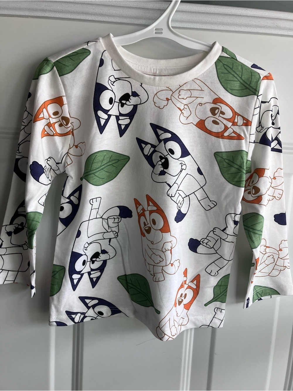 Bluey Bingo white long sleeve shirt 3T 4T